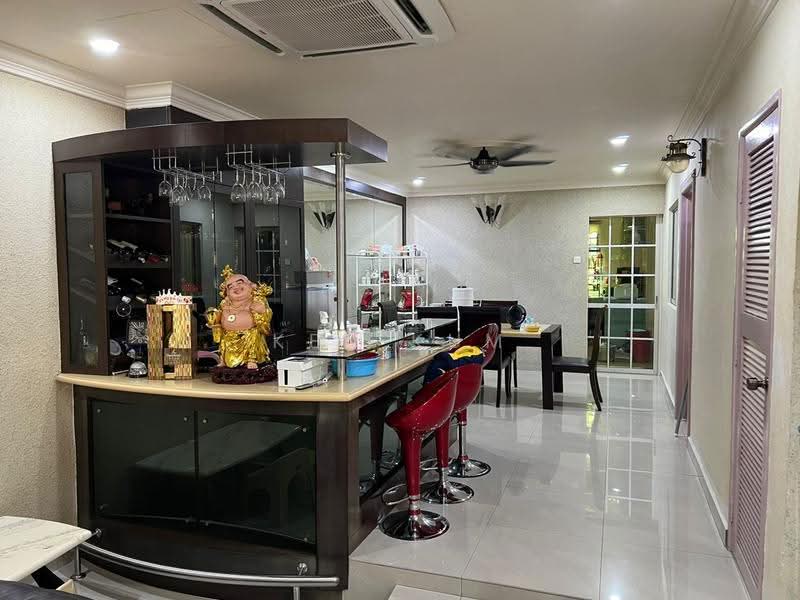 2-storey Terraced House for Sale in Taman Ikhlas (Bandar Sungai Long) - Ken Kum - Living Room - PropertyGuru.com.my