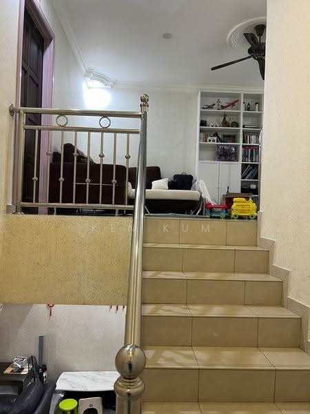 2-storey Terraced House for Sale in Taman Ikhlas (Bandar Sungai Long) - Ken Kum - Living Room - PropertyGuru.com.my