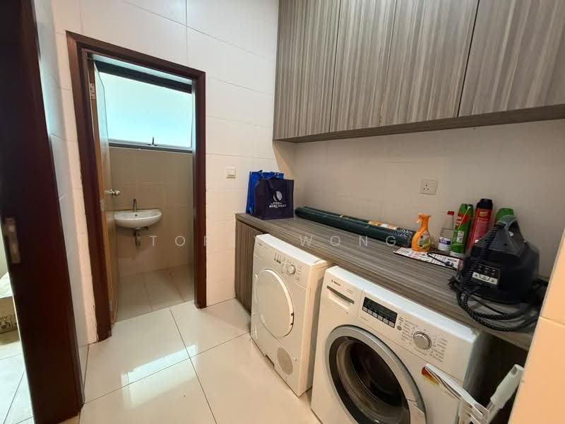Bungalow House untuk Dijual di Taman Sains Selangor (Kota Damansara) - Torey Wong - Bathroom - PropertyGuru.com.my