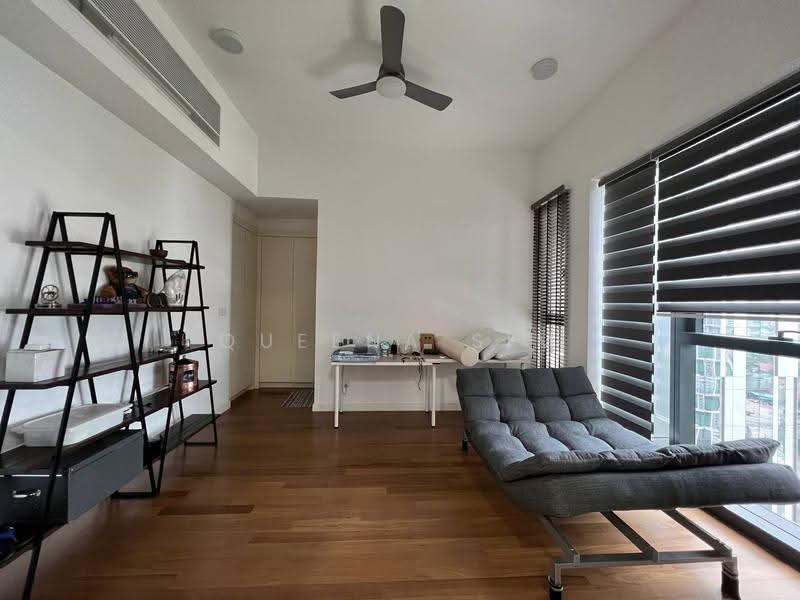 Kediaman Servis untuk Dijual di The Astaka @ 1 Bukit Senyum - Queena Sim - Living Room - PropertyGuru.com.my