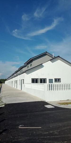 1-storey Terraced House for Sale in Seksyen 30 (Shah Alam) - Mohammad Din Majid - Exterior - PropertyGuru.com.my