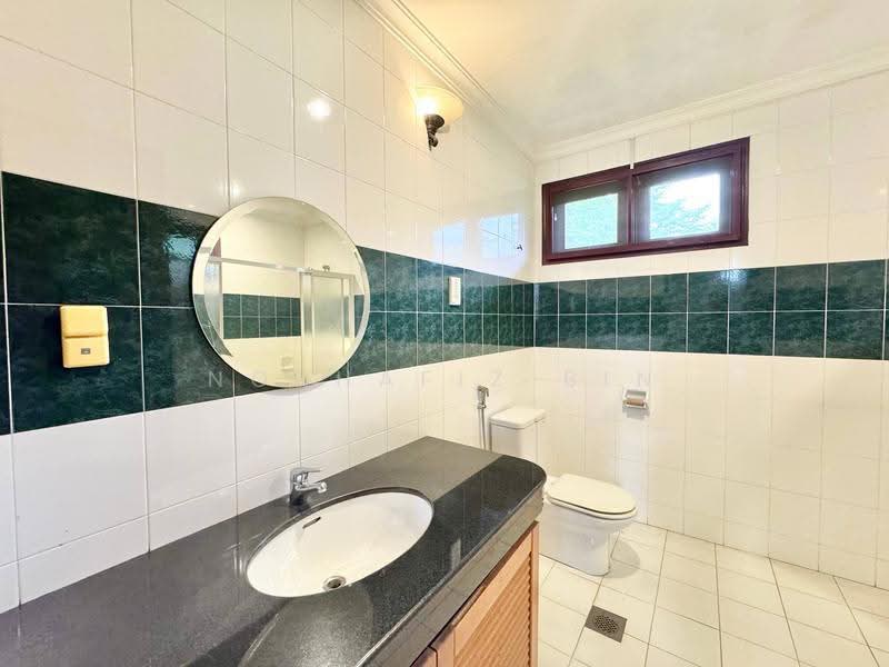 Bungalow House for Rent in IOI Resort City (Putrajaya) - Norhafiz Bin Mohd Nor - Bathroom - PropertyGuru.com.my