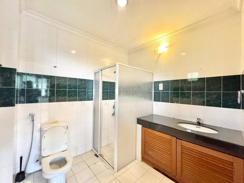 Bungalow House for Rent in IOI Resort City (Putrajaya) - Norhafiz Bin Mohd Nor - Bathroom - PropertyGuru.com.my