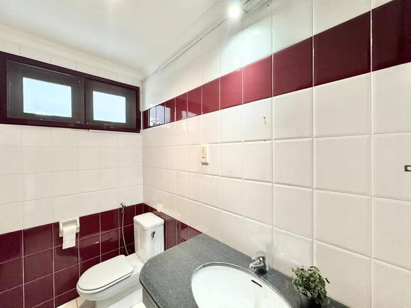 Bungalow House for Rent in IOI Resort City (Putrajaya) - Norhafiz Bin Mohd Nor - Bathroom - PropertyGuru.com.my