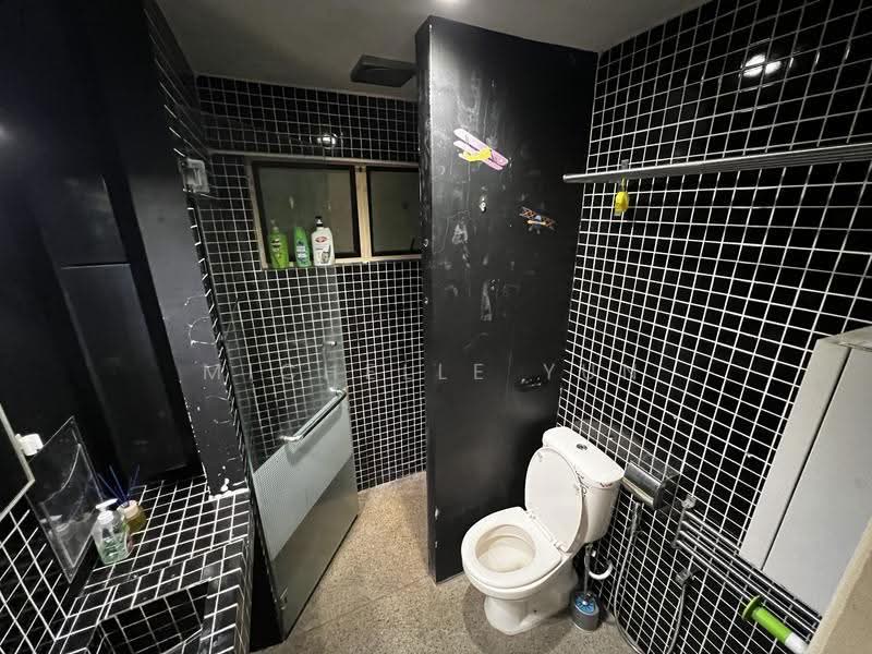 Kondominium untuk Dijual di Pelangi Utama - Michelle Yun - Bathroom - PropertyGuru.com.my