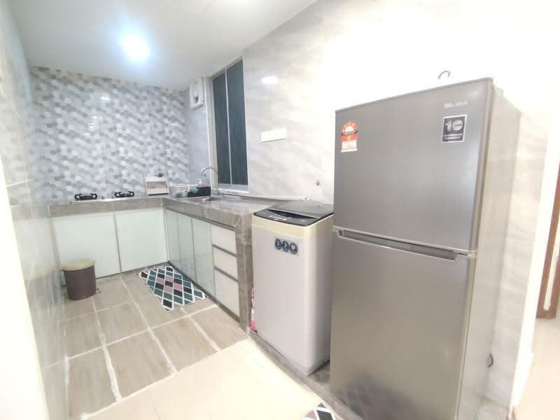 Apartment for Rent at Lumayan Apartment (Bdr Tasik Permaisuri) - EMA ALLANG - Kitchen - PropertyGuru.com.my