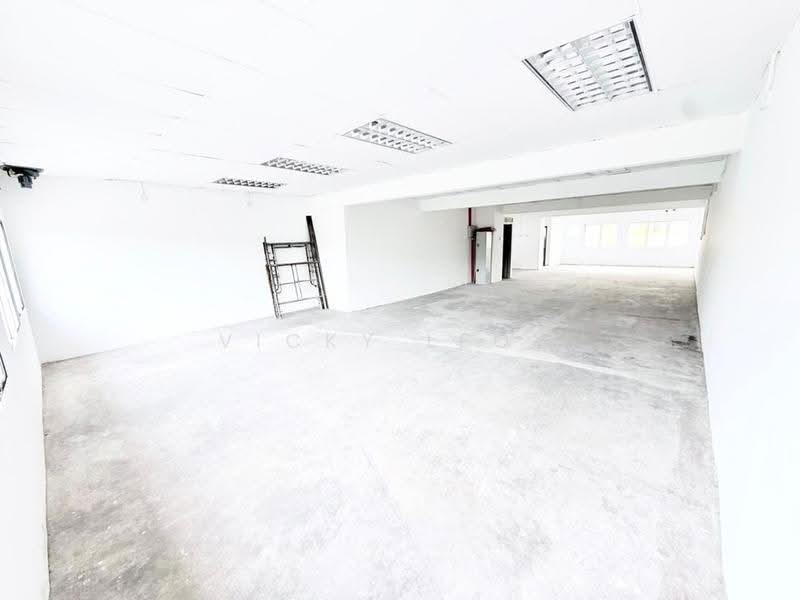 Shop for Rent in Taman Emas (Perai) - Vicky Leow - Interior - PropertyGuru.com.my