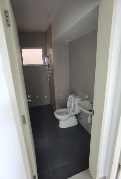 Flat for Rent at PANGSAPURI AMANSIARA - Bee Chin Ng - Bathroom - PropertyGuru.com.my