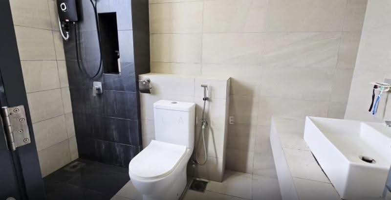 Rumah Teres untuk Dijual di Telok Panglima Garang (Selangor) - Elaine Lee - Bathroom - PropertyGuru.com.my
