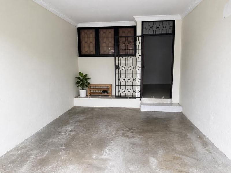 Rumah Berkembar untuk Dijual di Minden Heights (Gelugor) - Alfred Chua - Entrance - PropertyGuru.com.my