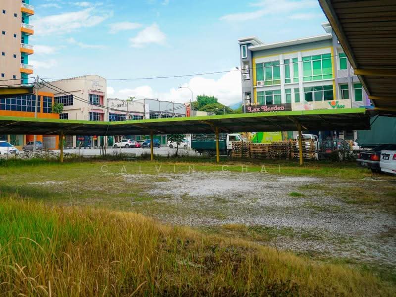 Townhouse for Rent in Bandar Ipoh Raya (Ipoh) - Calvin Chai - Exterior - PropertyGuru.com.my