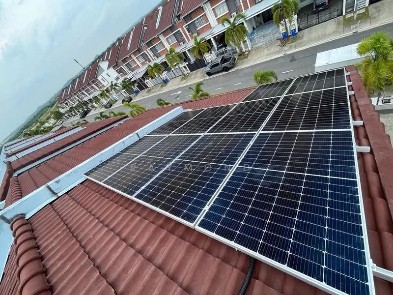 2-storey Terraced House for Sale in Bandar Rimbayu (Telok Panglima Garang) - Raymond Siew - Exterior - PropertyGuru.com.my