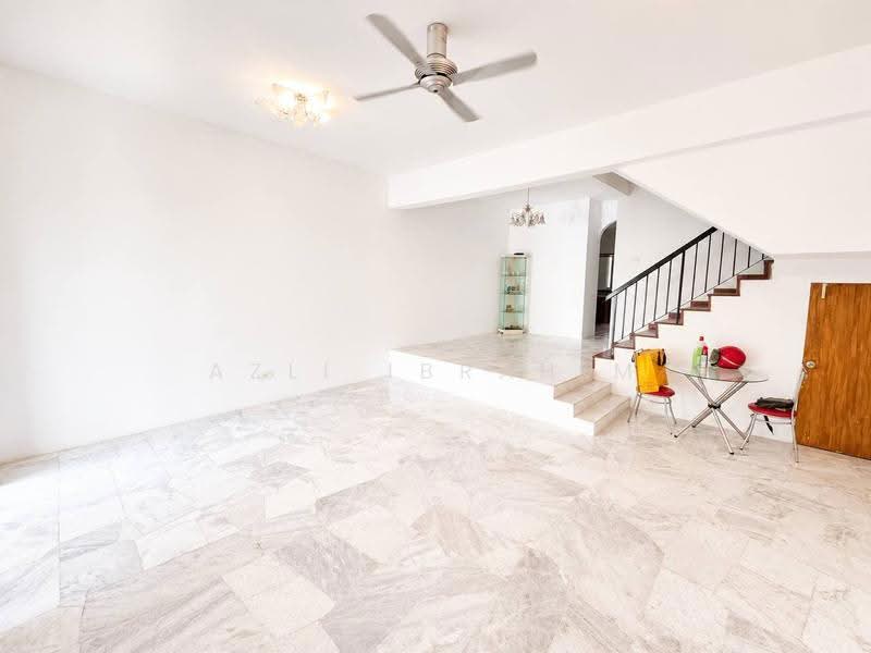 2-storey Terraced House for Sale in Bandar Sungai Long (Selangor) - Azli Ibrahim - Living Room - PropertyGuru.com.my