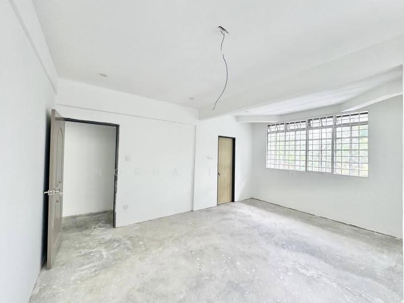 Semi-Detached House for Sale in Seksyen 7 (Shah Alam) - Norhafiz Bin Mohd Nor - Interior - PropertyGuru.com.my