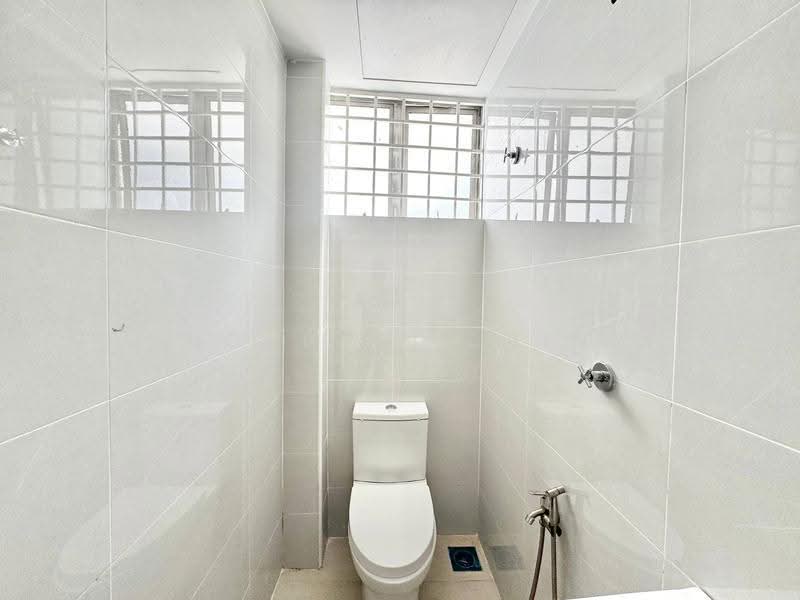 Semi-Detached House for Sale in Seksyen 7 (Shah Alam) - Norhafiz Bin Mohd Nor - Bathroom - PropertyGuru.com.my