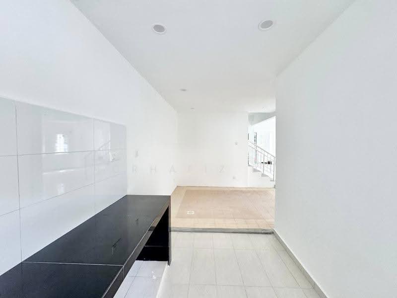 Semi-Detached House for Sale in Seksyen 7 (Shah Alam) - Norhafiz Bin Mohd Nor - Interior - PropertyGuru.com.my