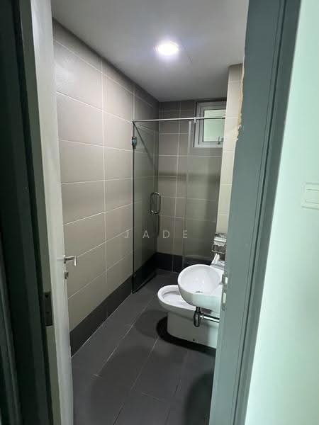 Service Residence for Rent at Tiara Mutiara 2 - Jade Gan - Bathroom - PropertyGuru.com.my