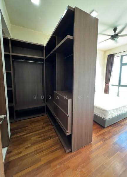Kediaman Servis untuk Dijual di Crescent Bay Suites (Teluk Bayu) - Susan On - Bedroom - PropertyGuru.com.my