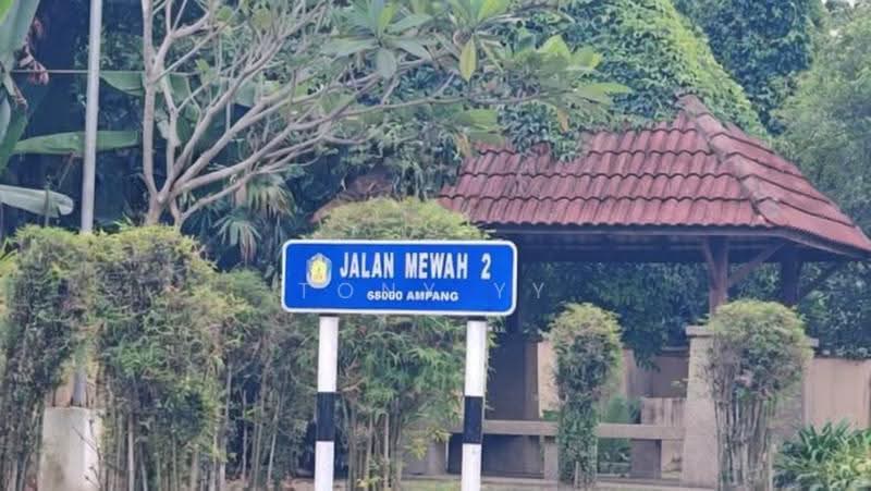 Semi-Detached House for Sale in Ampang (Selangor) - Tony YY - PropertyGuru.com.my