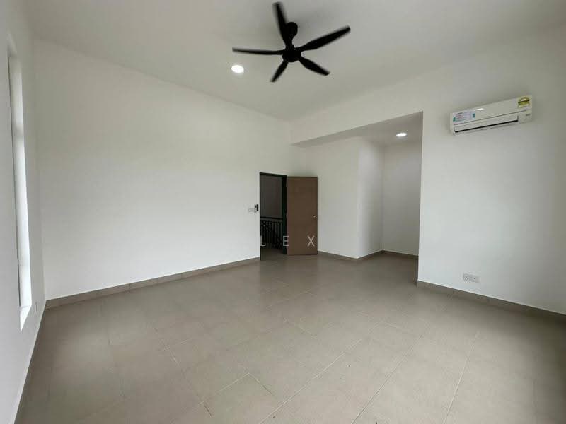 2-storey Terraced House for Rent in Skudai (Johor) - Alex How - Living Room - PropertyGuru.com.my