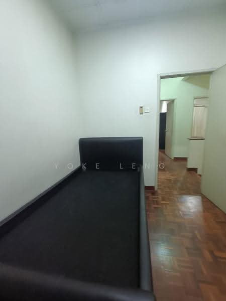 Rumah Teres 2-Tingkat untuk Dijual di Usj 22 (Subang Jaya) - Yoke Leng Sew - Bedroom - PropertyGuru.com.my