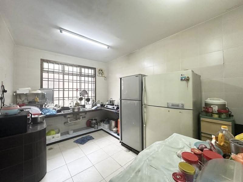 Rumah Teres 2-Tingkat untuk Dijual di Taman Skudai Indah (Skudai) - Shi May Yeong - Kitchen - PropertyGuru.com.my