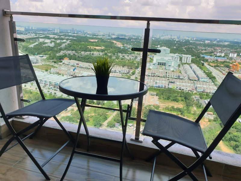 Kediaman Servis untuk Disewa di D'Summit Residences - Alex How - Balcony - PropertyGuru.com.my