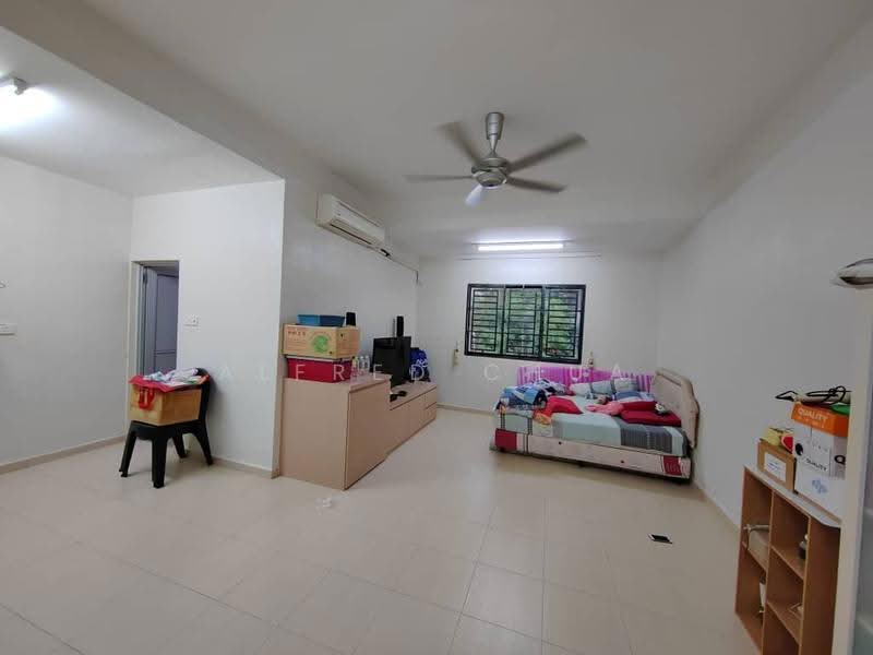 Rumah Teres 2-Tingkat untuk Dijual di Taman Bukit Minyak (Bukit Minyak) - Alfred Chua - Living Room - PropertyGuru.com.my