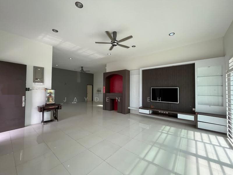 Bungalow House for Sale in Alor Setar (Kedah) - Jayden Geh - Living Room - PropertyGuru.com.my