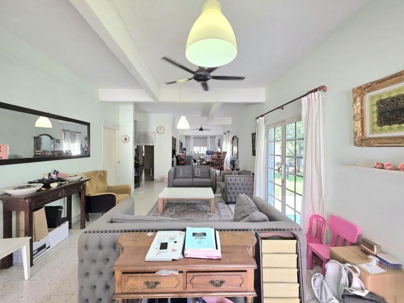 Rumah Teres 2-Tingkat untuk Dijual di Taman Sri Ukay (Ulu Kelang) - Azli Ibrahim - Living Room - PropertyGuru.com.my