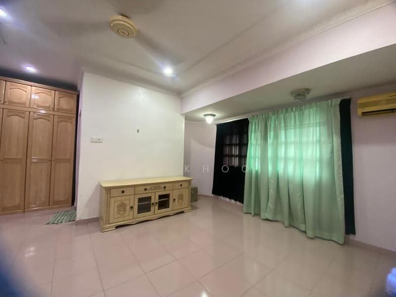 Rumah Teres 2-Tingkat untuk Dijual di BANDAR PUCHONG JAYA (Puchong) - Cl Khoo - Living Room - PropertyGuru.com.my