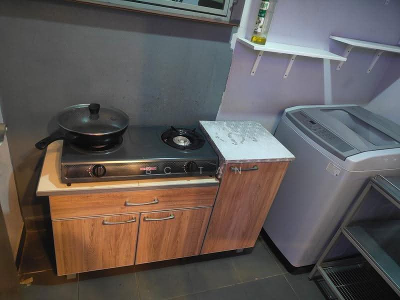 Kondominium untuk Disewa di The Henge - BC TAN - Kitchen - PropertyGuru.com.my
