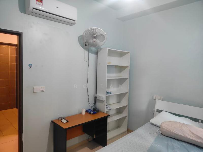 Kondominium untuk Disewa di The Henge - BC TAN - Bedroom - PropertyGuru.com.my