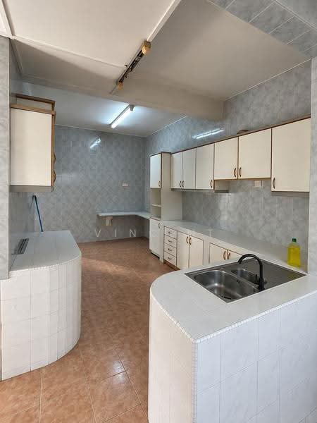 Semi-Detached House for Sale in Rawang (Selangor) - Vincent Goh - Kitchen - PropertyGuru.com.my