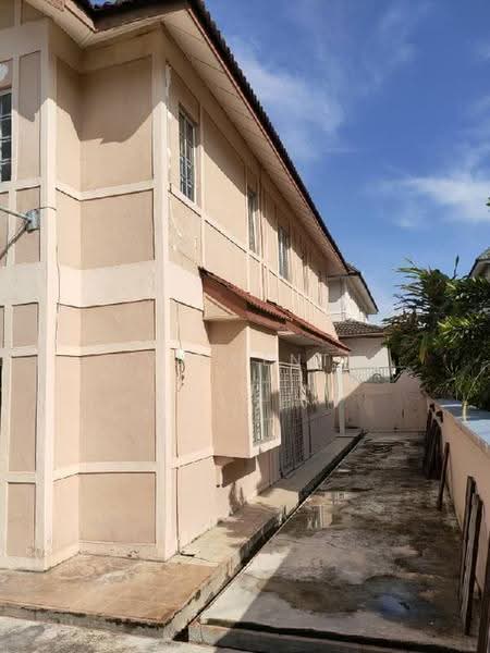 Semi-Detached House for Sale in Rawang (Selangor) - Vincent Goh - Exterior - PropertyGuru.com.my