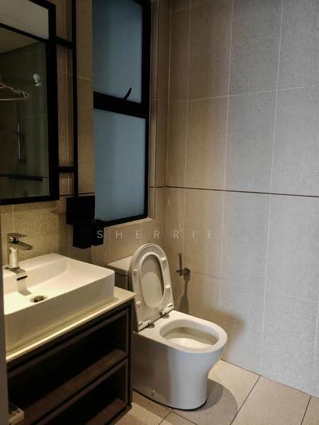Kediaman Servis untuk Dijual di Millerz Square Serviced Residence - SHERRIE CHAI - Bathroom - PropertyGuru.com.my
