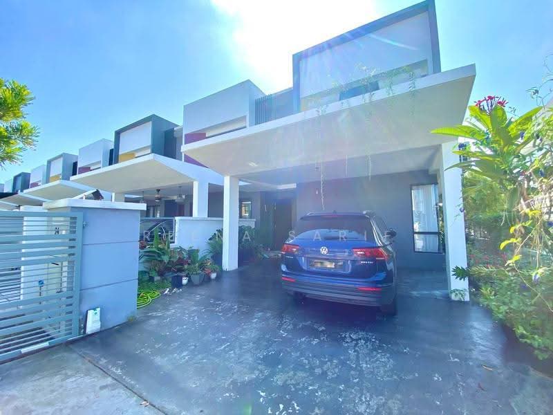 2-storey Terraced House for Sale in Taman Cahaya Alam (Shah Alam) - Reena Sarif - Exterior - PropertyGuru.com.my