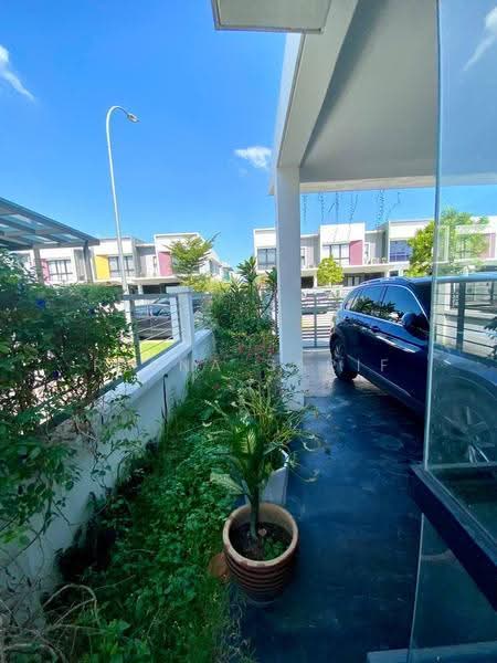 2-storey Terraced House for Sale in Taman Cahaya Alam (Shah Alam) - Reena Sarif - Exterior - PropertyGuru.com.my