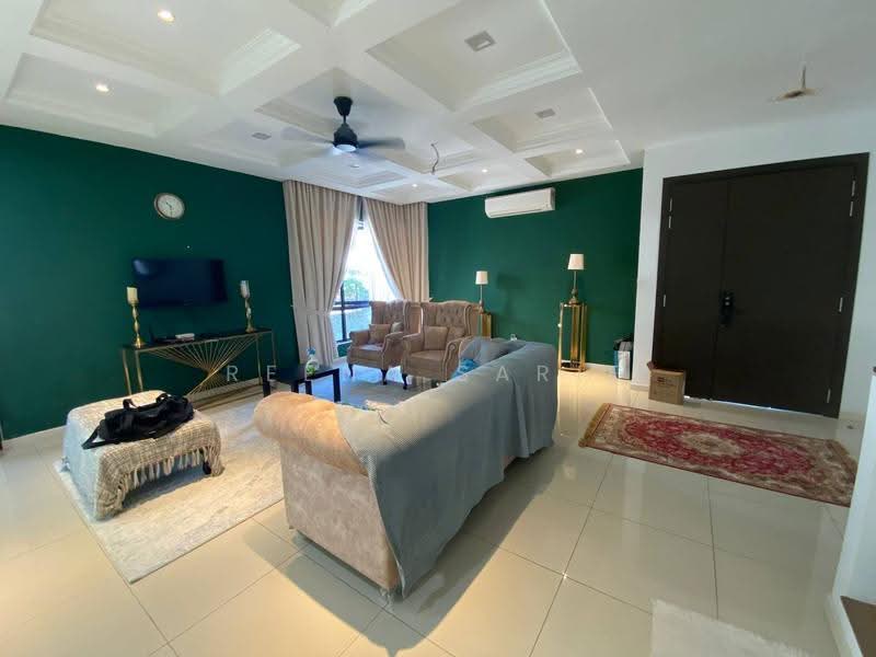 2-storey Terraced House for Sale in Taman Cahaya Alam (Shah Alam) - Reena Sarif - Living Room - PropertyGuru.com.my