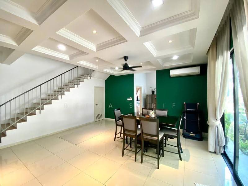 2-storey Terraced House for Sale in Taman Cahaya Alam (Shah Alam) - Reena Sarif - Dining Room - PropertyGuru.com.my