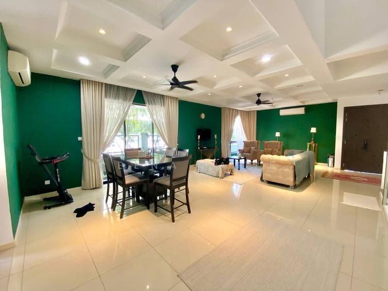2-storey Terraced House for Sale in Taman Cahaya Alam (Shah Alam) - Reena Sarif - Living Room - PropertyGuru.com.my