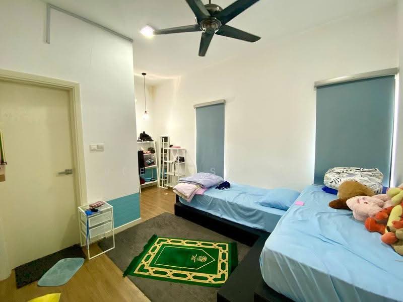 2-storey Terraced House for Sale in Taman Cahaya Alam (Shah Alam) - Reena Sarif - Bedroom - PropertyGuru.com.my