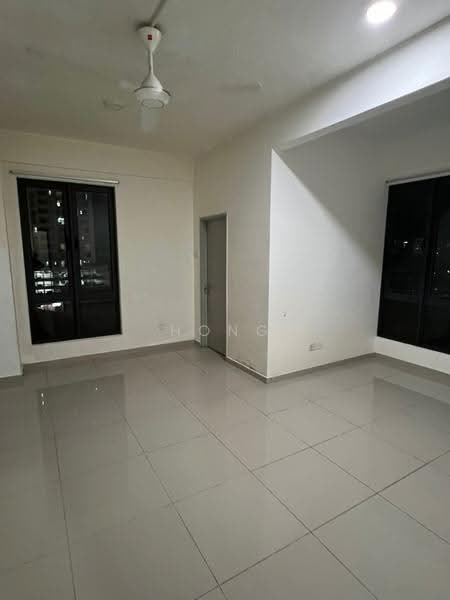 Condominium for Sale at The Promenade - Hong . - Living Room - PropertyGuru.com.my
