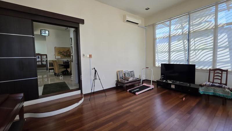 2-storey Terraced House for Sale in Seksyen 5, Bandar Kinrara (Puchong) - Reena Sarif - Living Room - PropertyGuru.com.my