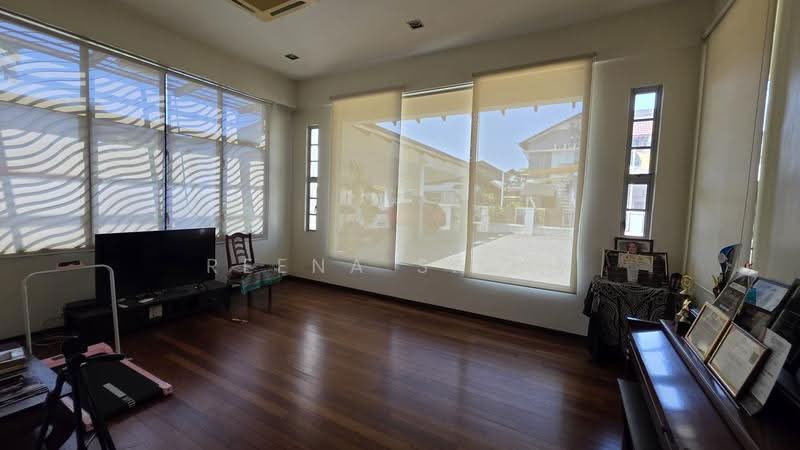 2-storey Terraced House for Sale in Seksyen 5, Bandar Kinrara (Puchong) - Reena Sarif - Living Room - PropertyGuru.com.my