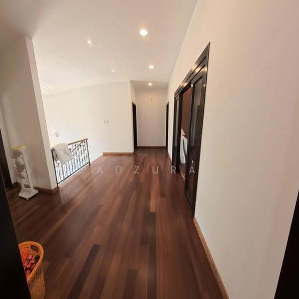 2-storey Terraced House for Sale in Taman Villa Heights (Kajang) - Adzura Zamedin - Corridor - PropertyGuru.com.my