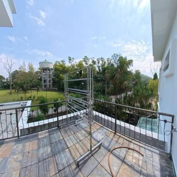 2-storey Terraced House for Sale in Taman Villa Heights (Kajang) - Adzura Zamedin - Balcony - PropertyGuru.com.my