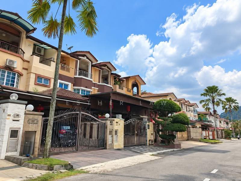 Rumah Berkembar untuk Dijual di Cheras (Selangor) - Esther Law - Exterior - PropertyGuru.com.my
