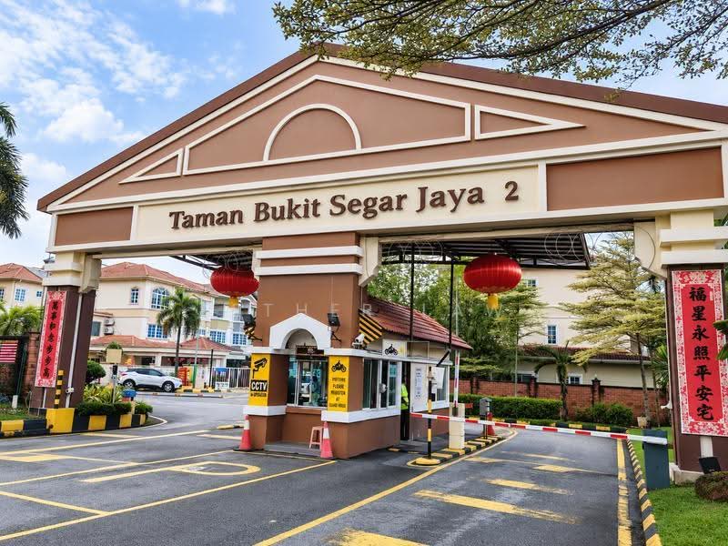 Rumah Berkembar untuk Dijual di Cheras (Selangor) - Esther Law - Exterior - PropertyGuru.com.my