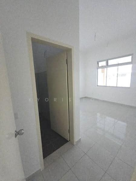 1-storey Terraced House for Rent in Bandar Putra Kulai (Kulai) - Kyoris Loh - Interior - PropertyGuru.com.my